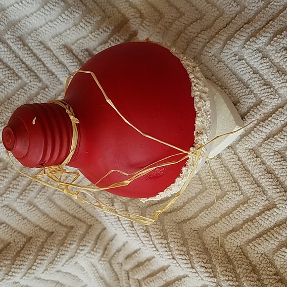 Light Bulb Santa - Picture 3 of 6